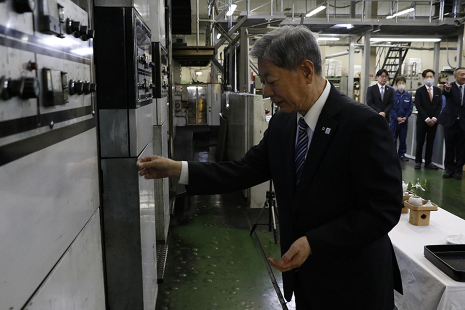塩をまく社長